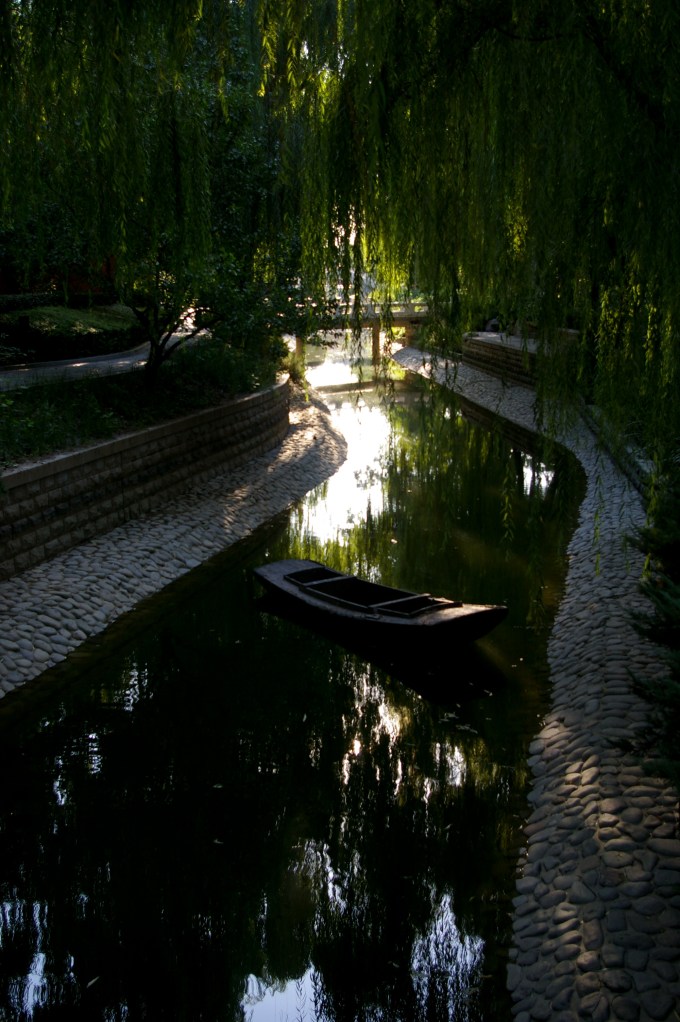 A hidden river just away from the chaos of Tiananmen Square