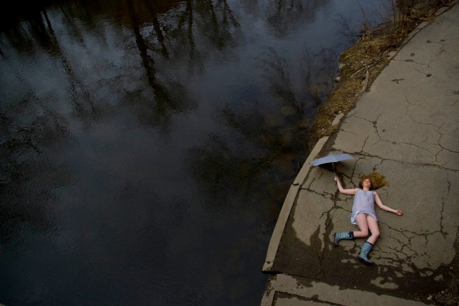A model poses for a spring magazine project at Michigan State University